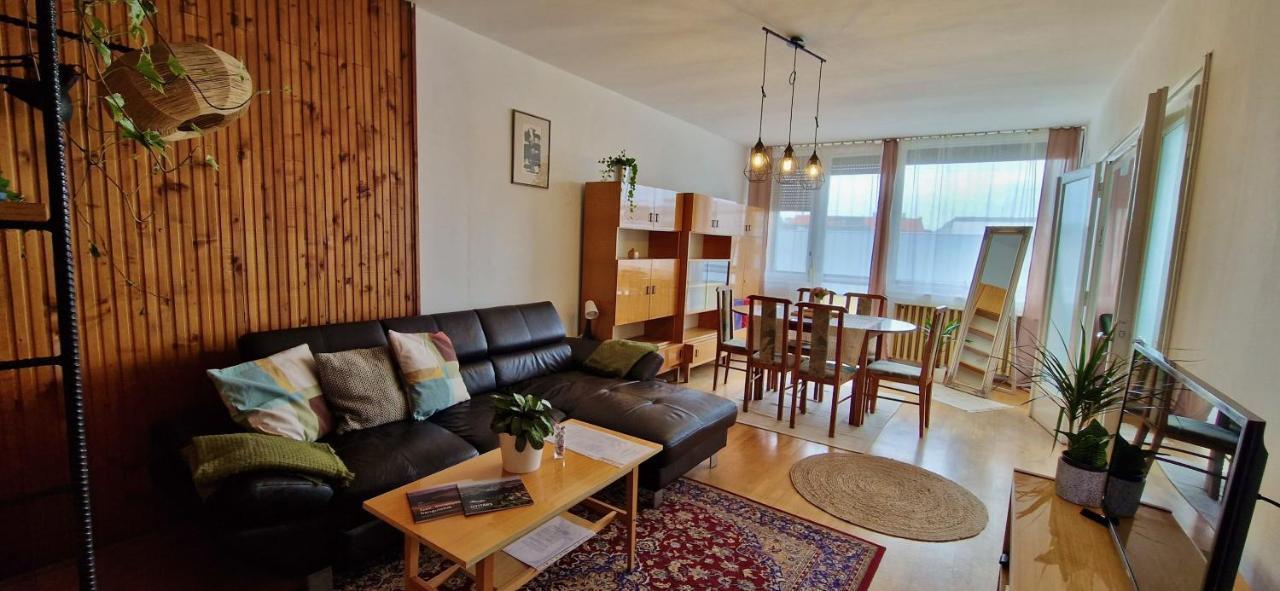 Nosztalgia Apartman Apartment Veszprém Exterior foto