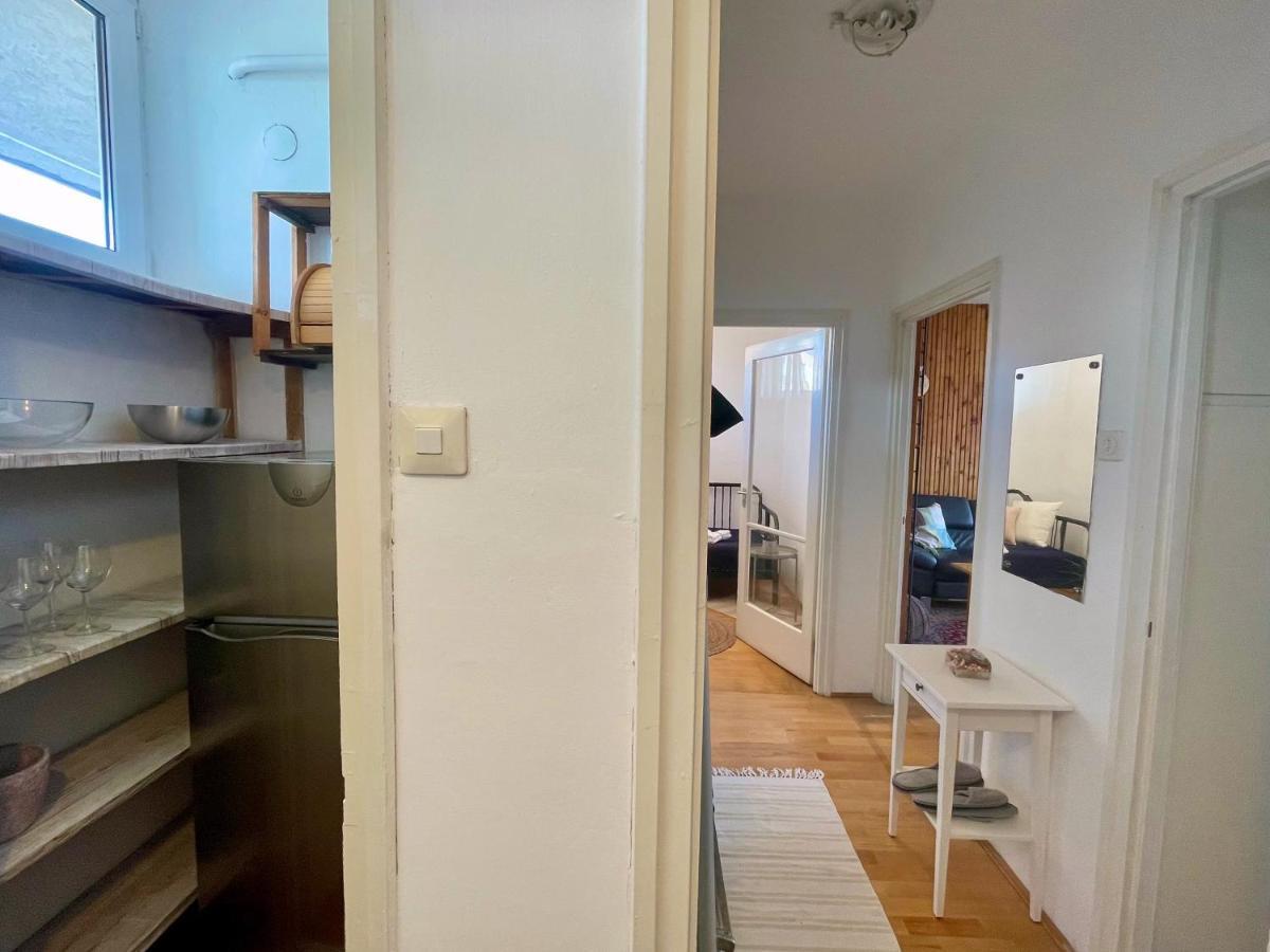 Nosztalgia Apartman Apartment Veszprém Exterior foto